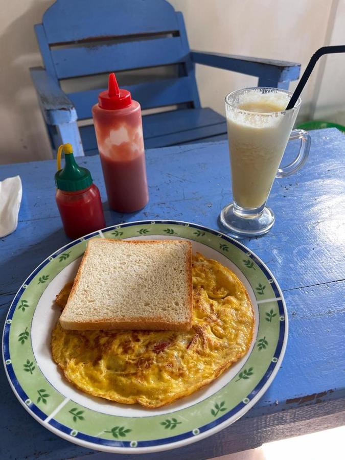 Melbao Homestay 길리 아이르 외부 사진